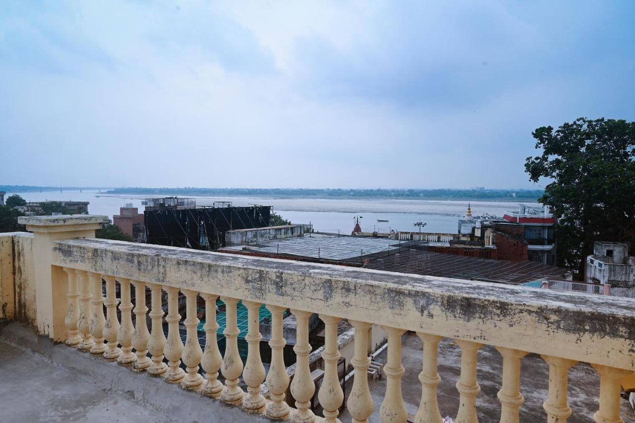 Ganga Darshanam Guesthouse At Dashashwamedh Ghat Varanasi Eksteriør bilde